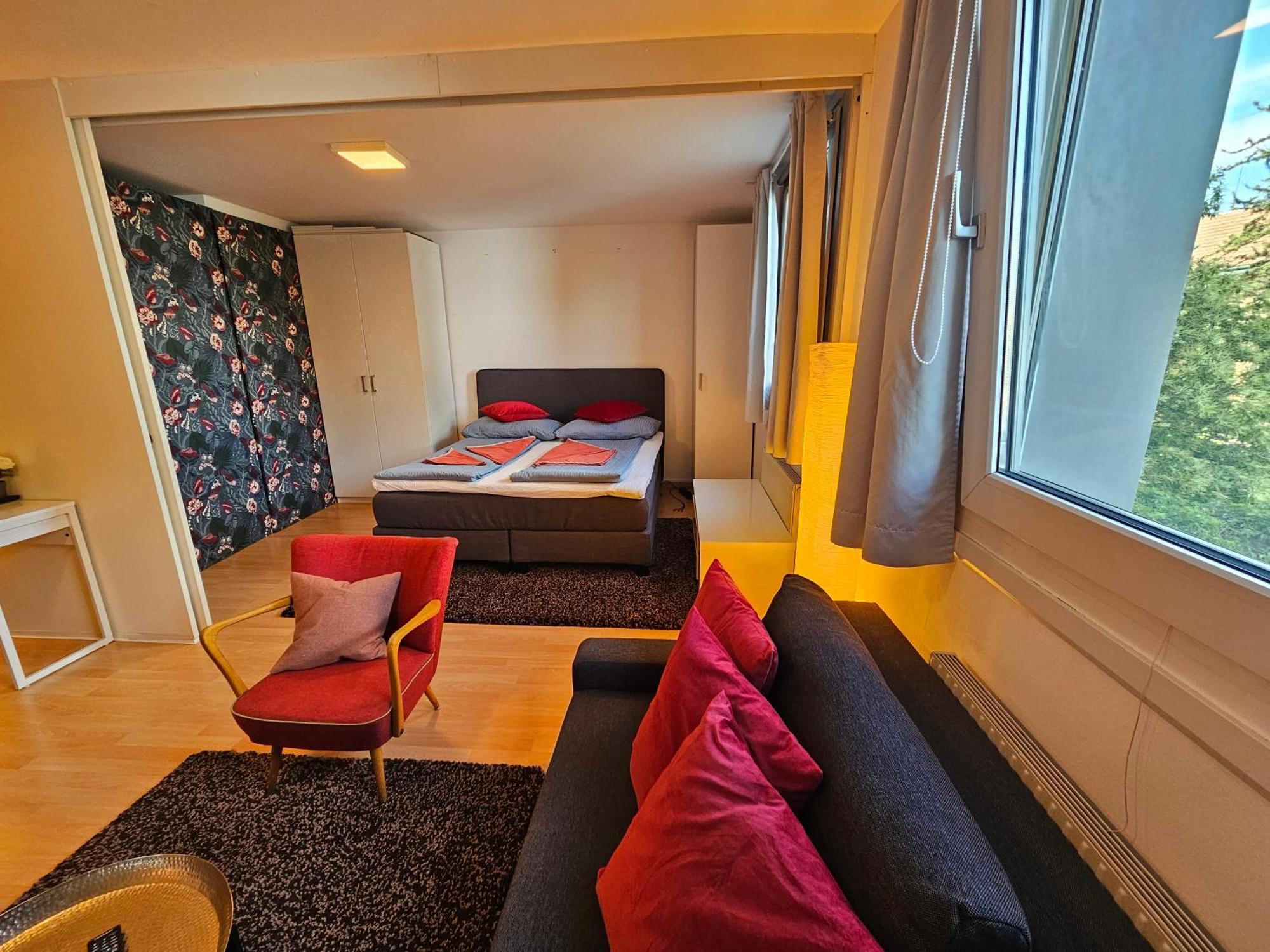 Yuki's Place - Un-vic, Danube And Subway Near To Downtown Appartamento