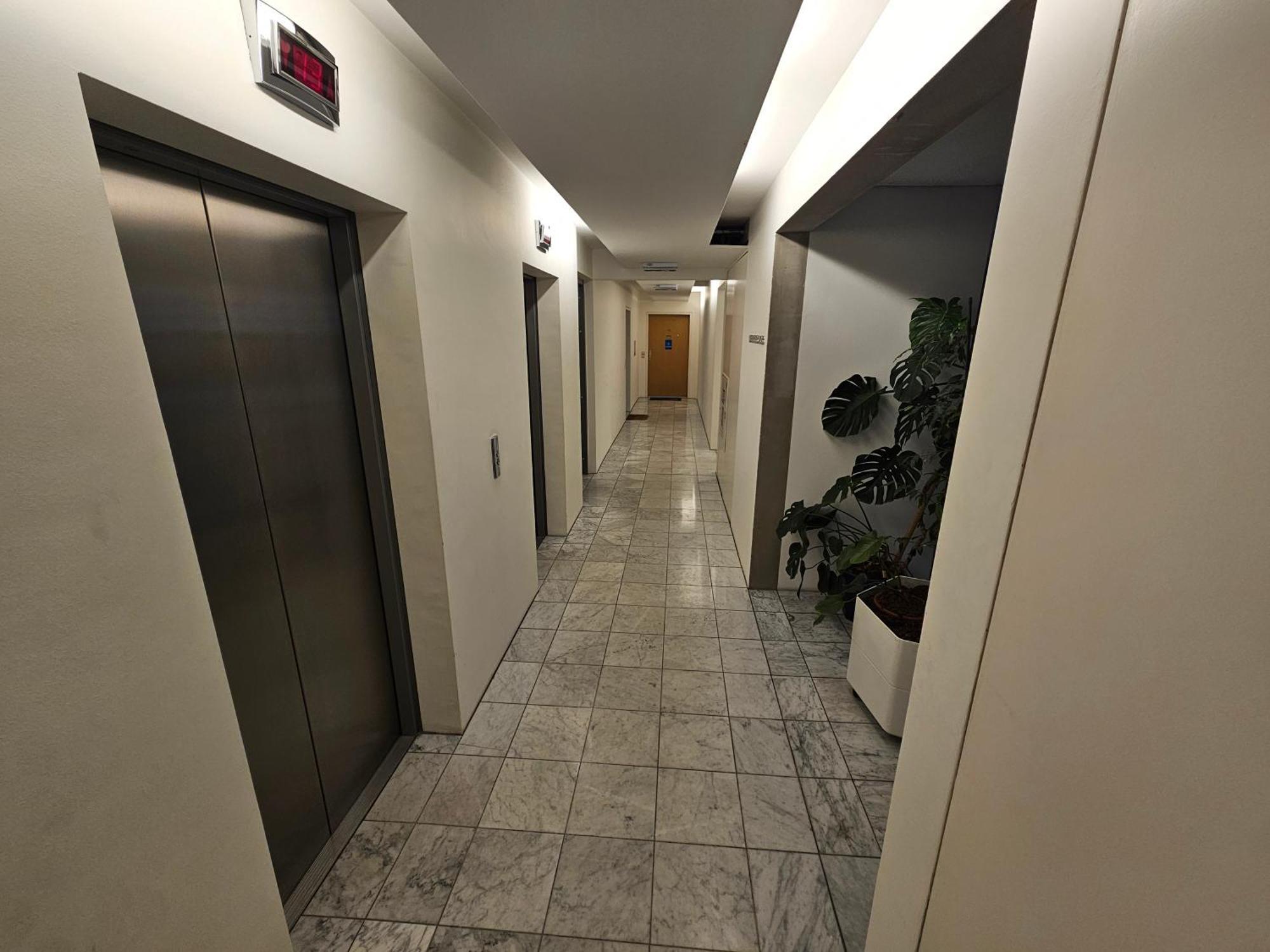 Yuki's Place - Un-vic, Danube And Subway Near To Downtown Appartamento
